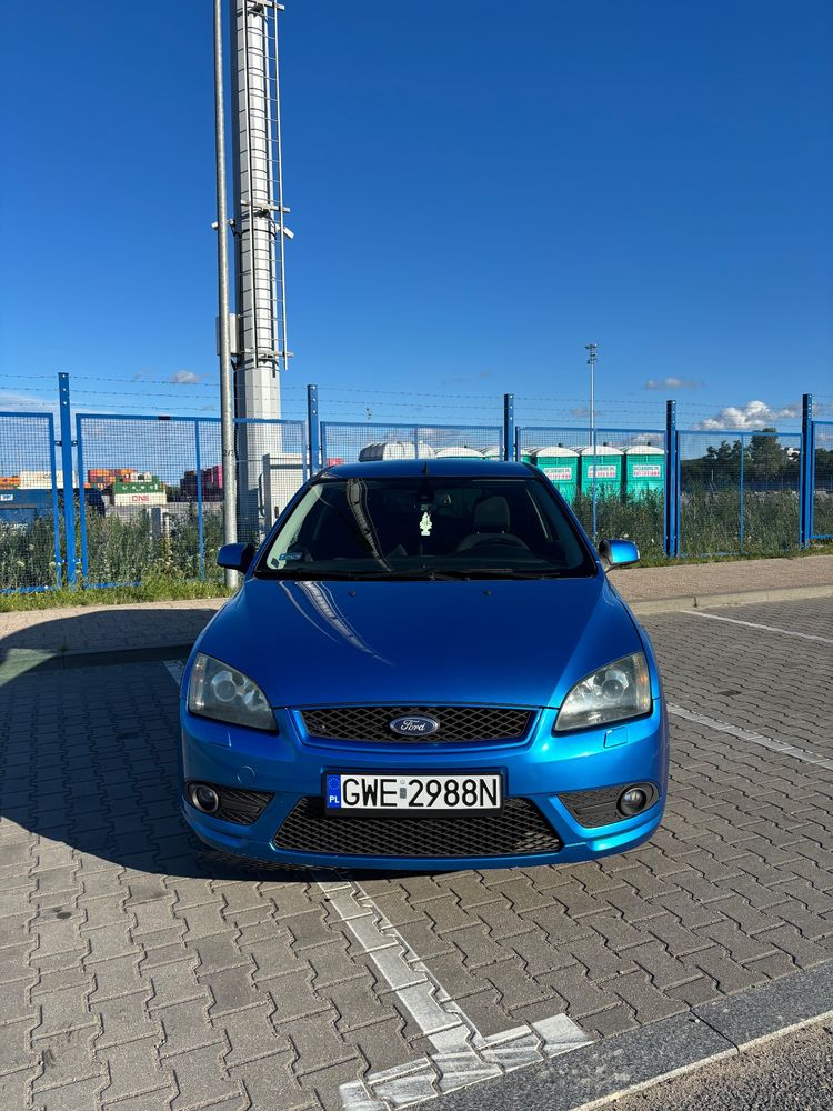 Ford Focus 2.0 16V Titanium