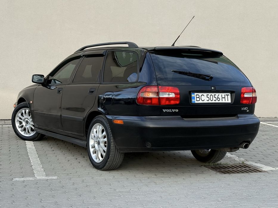 Volvo v40 2001р 1.6 газ/бензин