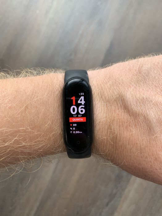 Xiaomi Smart Band 5