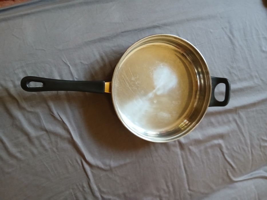 Patelnia używana 25, 5 cm