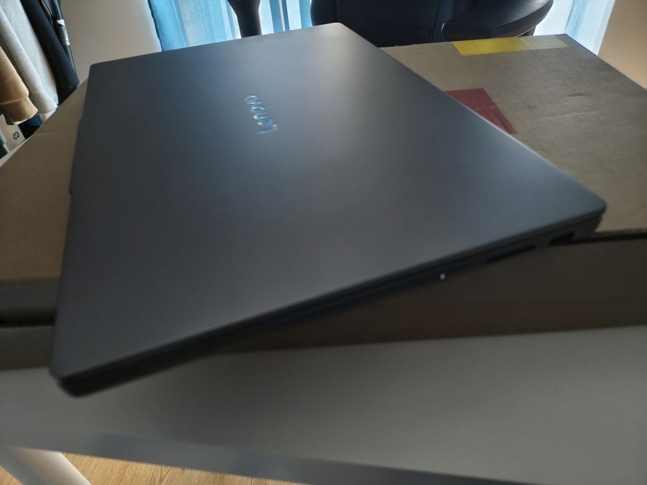 Lenovo IdeaPad Slim 3 - Snapdragon X - 24GB - 1TB