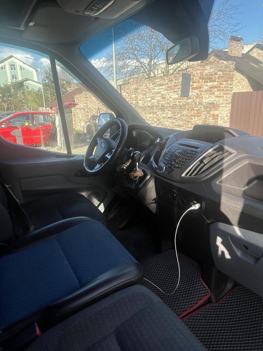 Ford transit 2015 року 2,2 дизель