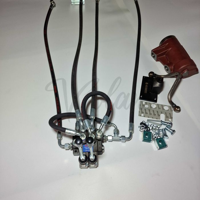 Rozdzielacz Zewnętrzny 2 Sekcyjny Ursus C-360 Do Wywrotu Cylinder