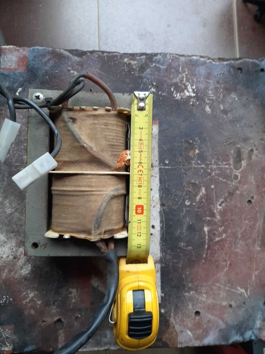 Transformator 230V na 35,5V/379VA, z termikiem.