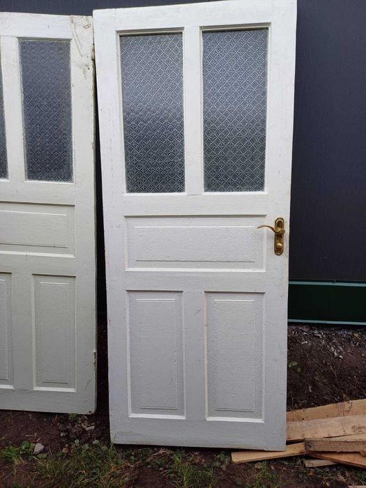 Двері у прекрасному стані. Перевірені часом