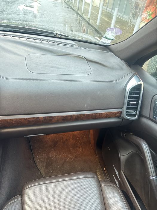 Porche Cayenne S Hybrid