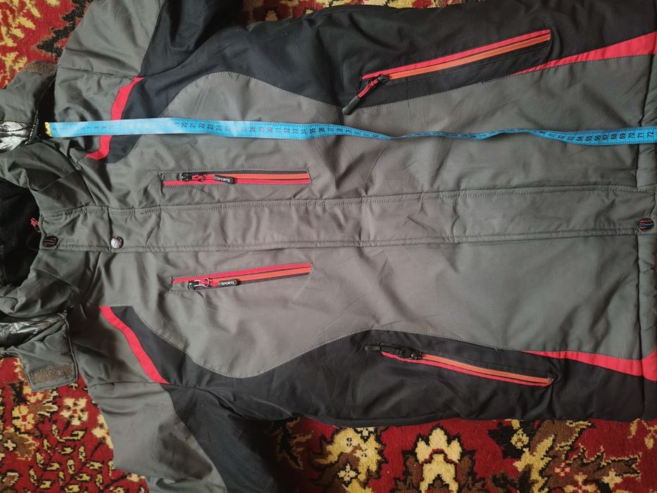 Куртка зимова на мембрані