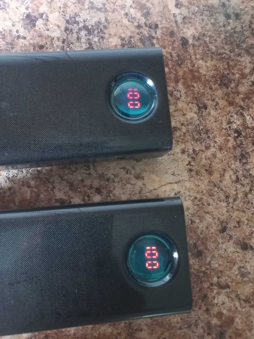 2 Powerbanki Baseus 65W 30000mAh