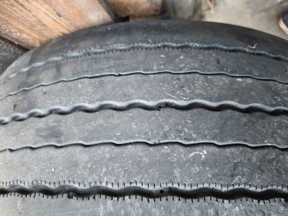 2 szt Opony Michelin 315/60/ R22,5