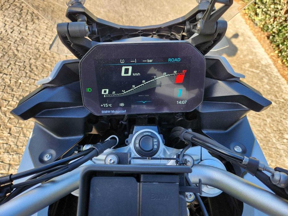 BMW F900 XR [2023]