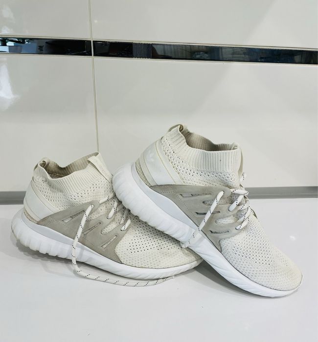 Продам кроссовки