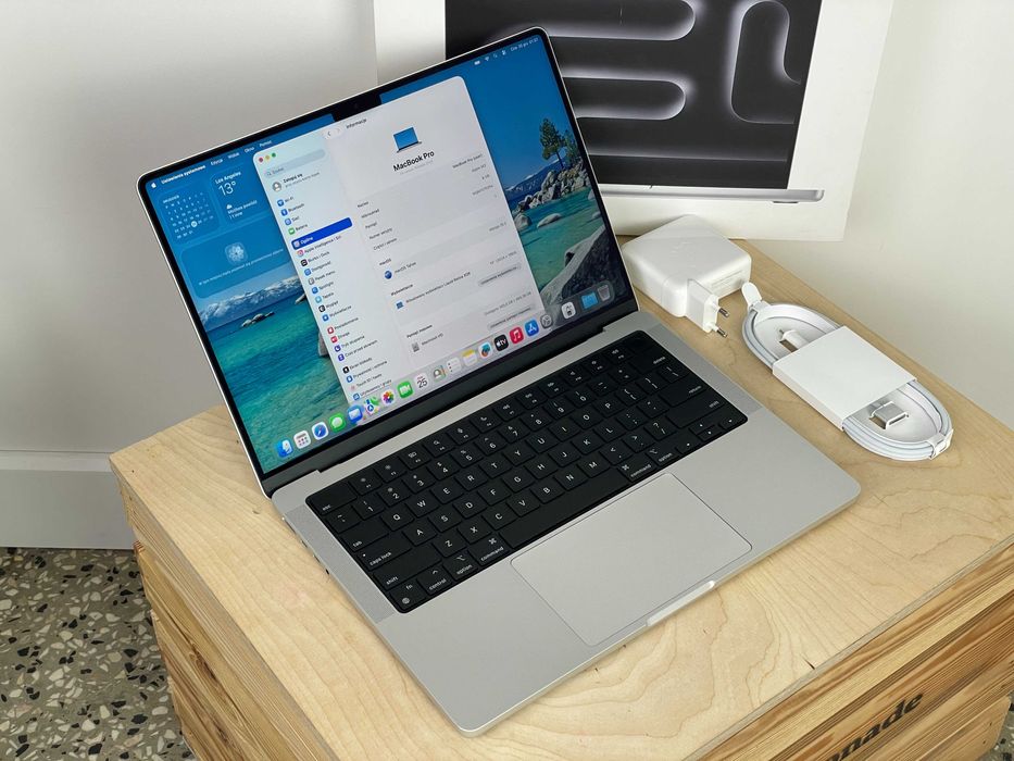 2023 MacBook Pro A2918 14" M3 8GB 512 GB NOWY! - SOLD!