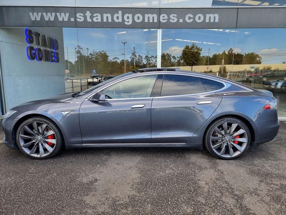 Tesla Model S