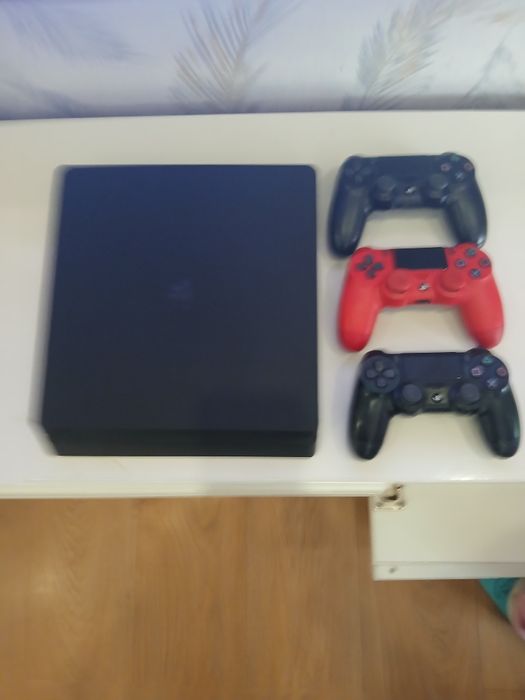 Playstation 4  1TB