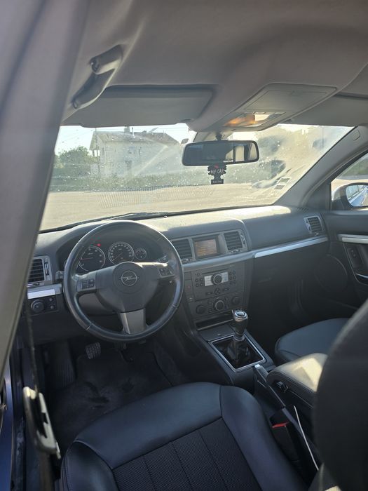 Opel Vectra — fotografia 6