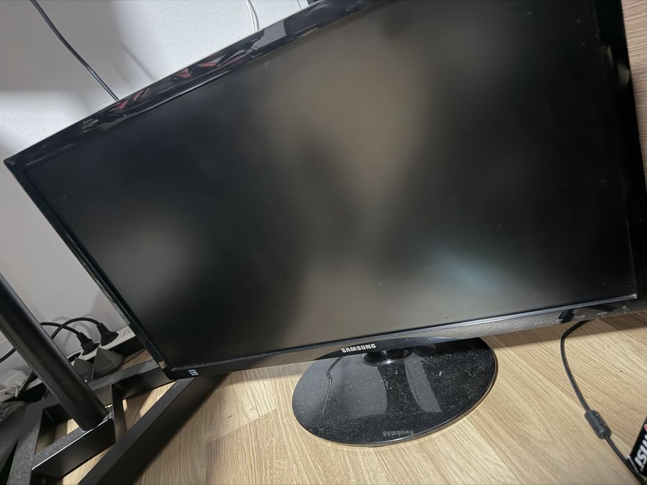Monitor samsung 24 cale