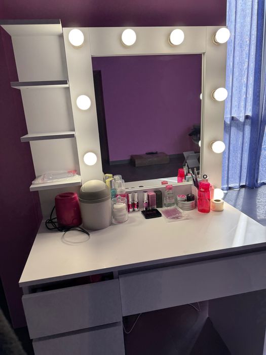 Аренда місця для візажистів