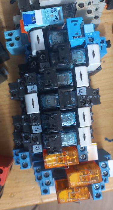 24V dc Finder б/в