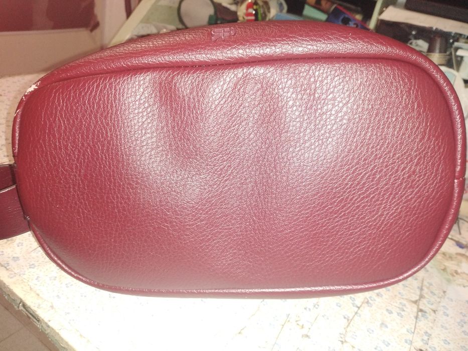 Vendo mala de mulher