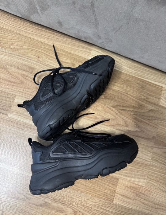 Adidas Ozgaia Chunky Sneaker