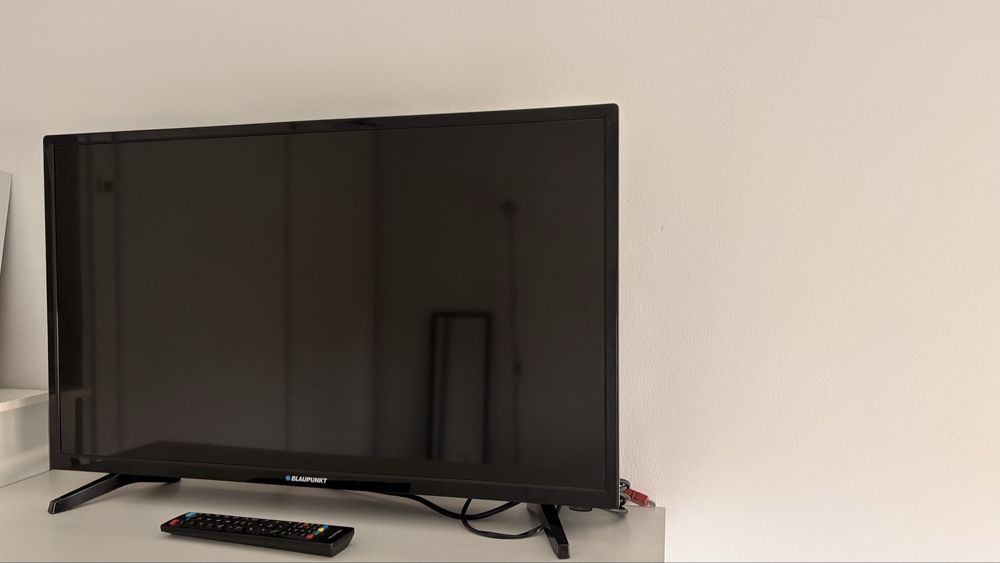 TV LCD 43 polegadas. A funcionar Maravilhosamente.