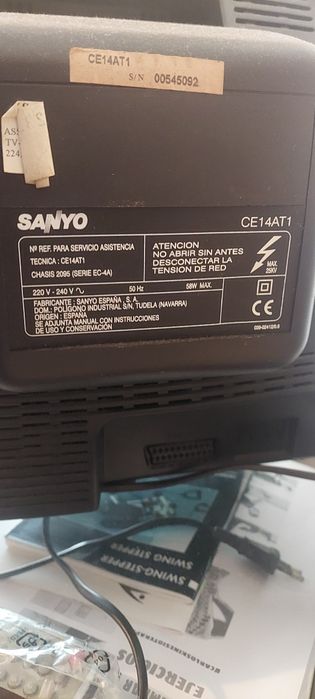 Televisão Sanyo  CE14AT1