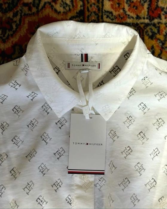 Vestido Tommy Hilfiger. Tamanhos 34/36/38/40. 150€
