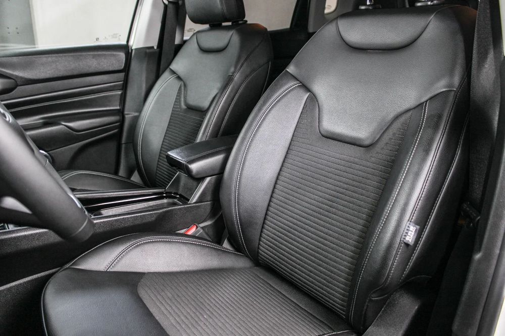 Jeep Compass 1.6 MultiJet Night Eagle