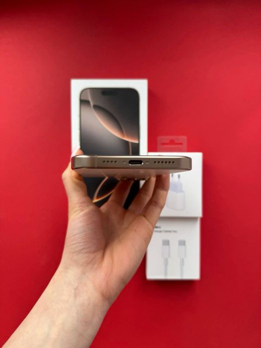 iPhone 16 Pro Max 256gb Як Новий  Айфон