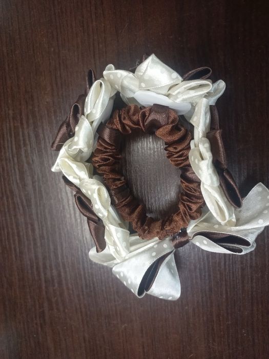 Ozdobą do koka do włosów kanzashi