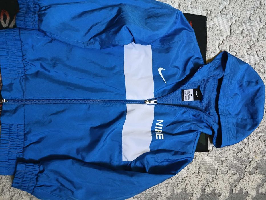Dres 128/134 Nike