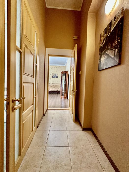 Аренда трехкомнатной квартиры в Одессе. Парк Шевченко. Дельфинарий