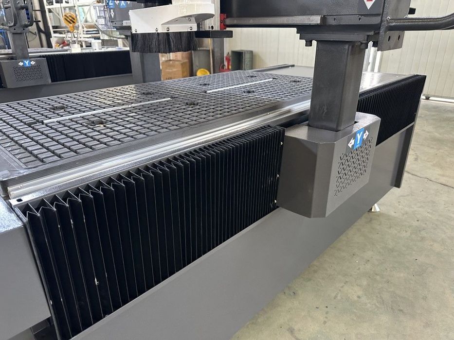 Гравіровальний та пазорізний верстат WINTER ROUTERMAX 6090 PREMIUM