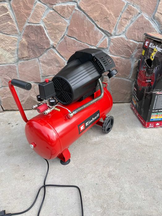 Компресор повітряний Einhell TC-AC 420/50/10 V, 2200Вт  50л, 420л/хв, 10бар, 2 циліндри (V-подібний), 42кг