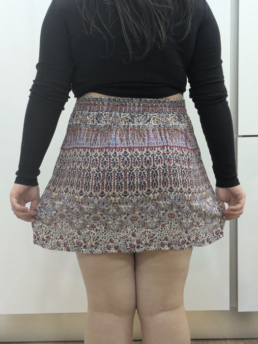 Saia Verão Pull & Bear, tamanho M