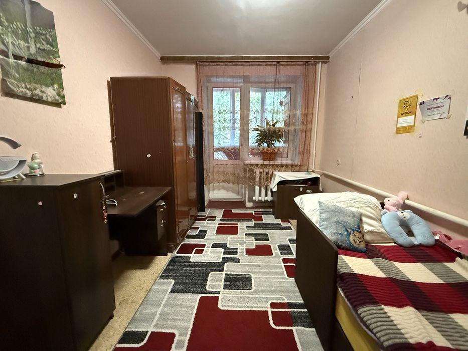 Продаж квартири 3 кім.по вул.Головатого( можливо під комерцію) - Вид 3