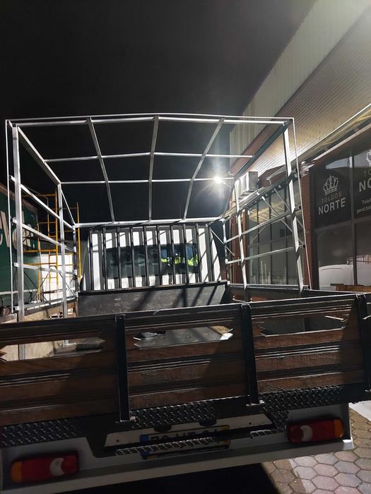 Capotas e grandes para carrinhas em lona pvc