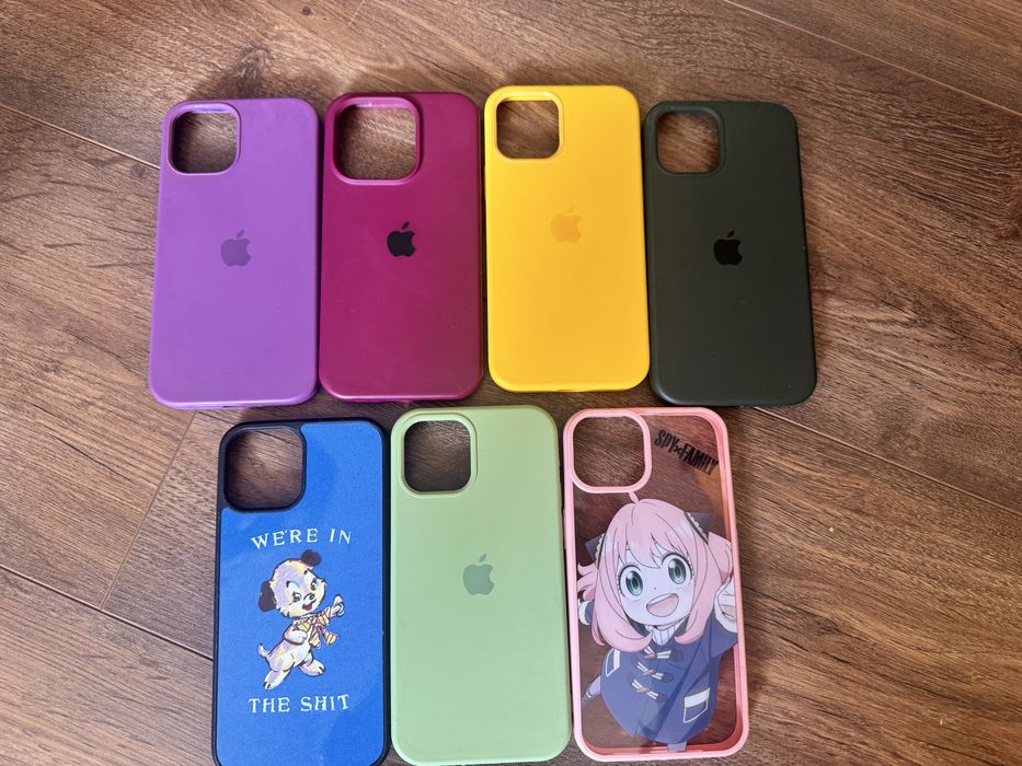 Чохли на Iphone 12Pro