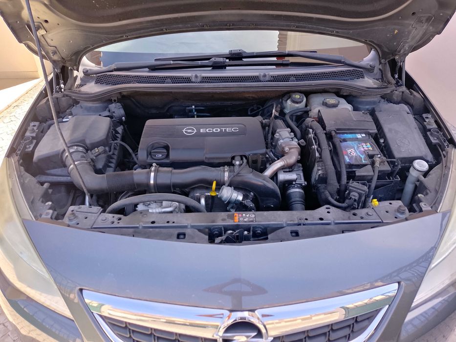 Opel astra 1.7 2011