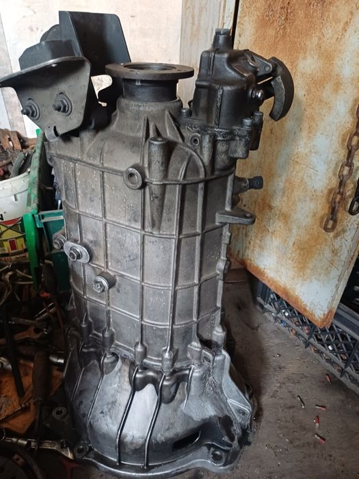 Caixa velocidades iveco 2.3