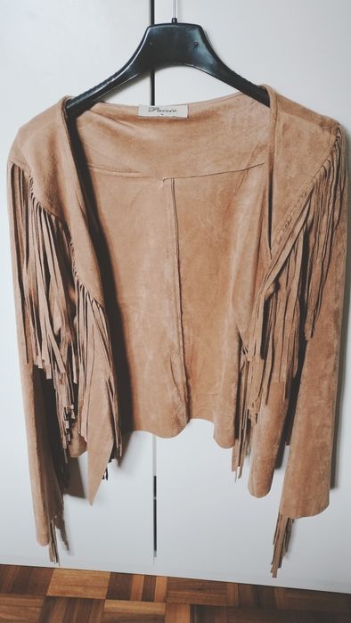 Casaco bolero em pele de pêssego