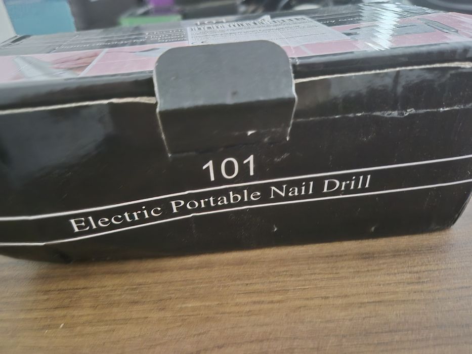 Micro retífica ou furadeira portátil para unhas