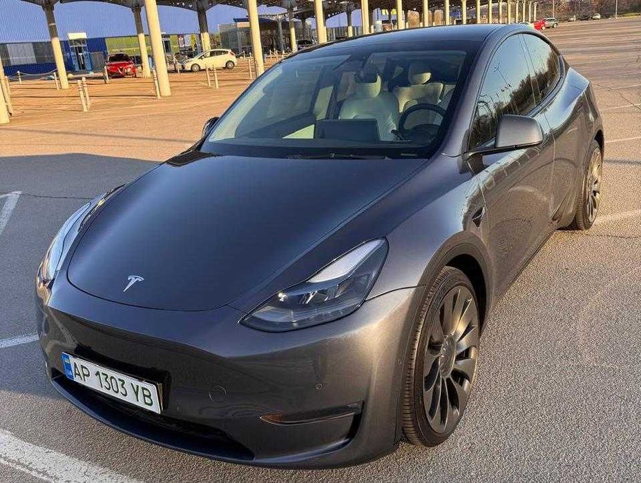 TESLA MODEL Y Performance 2022