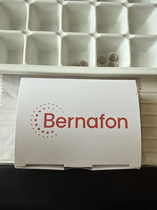 Новий слуховий апарат Bernafon Entra A 1 B 105