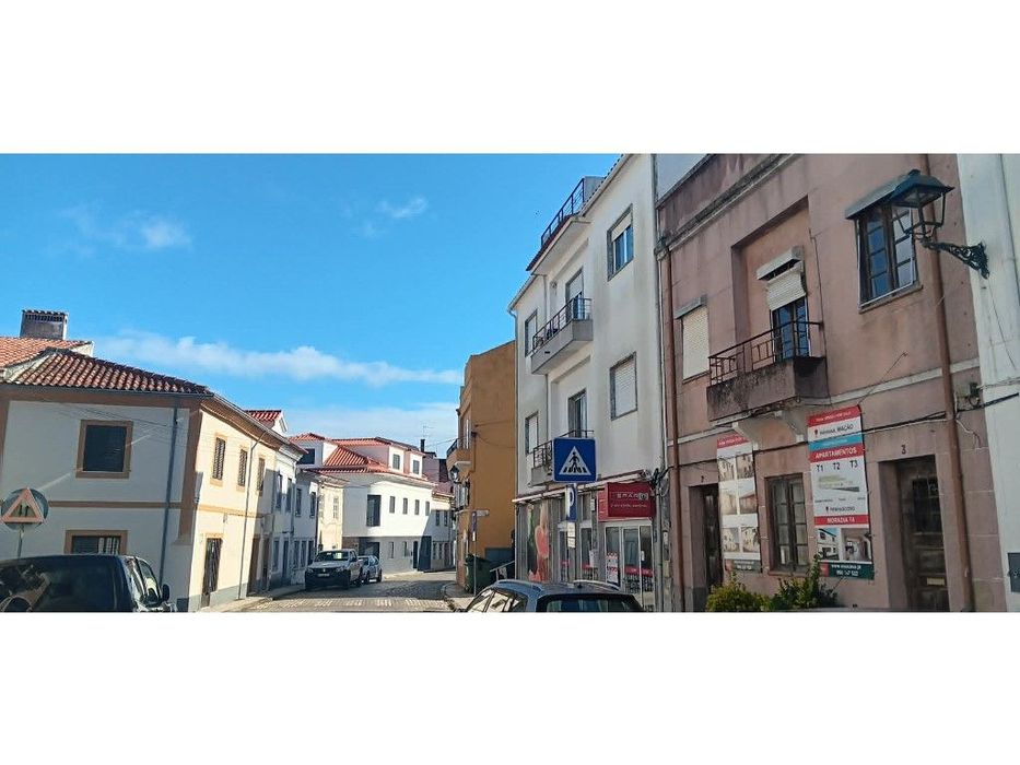 Prédio Urbano em Ruína com Projeto Aprovado para 3 Apartamentos | C...