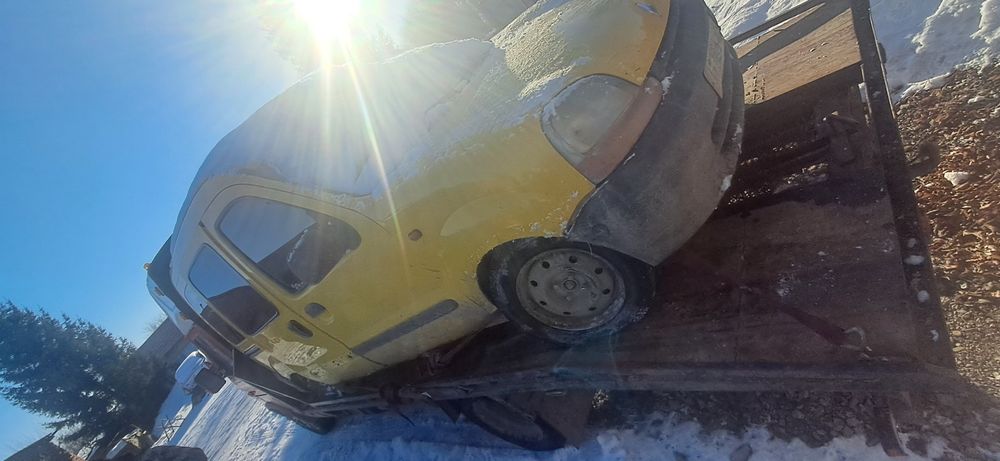 Продаж Рено кенго