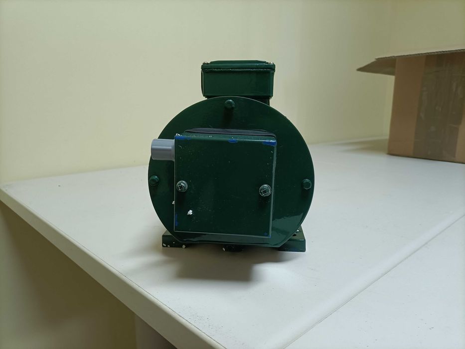 Motor Trifásico 1,5 Cv Novo Barato!