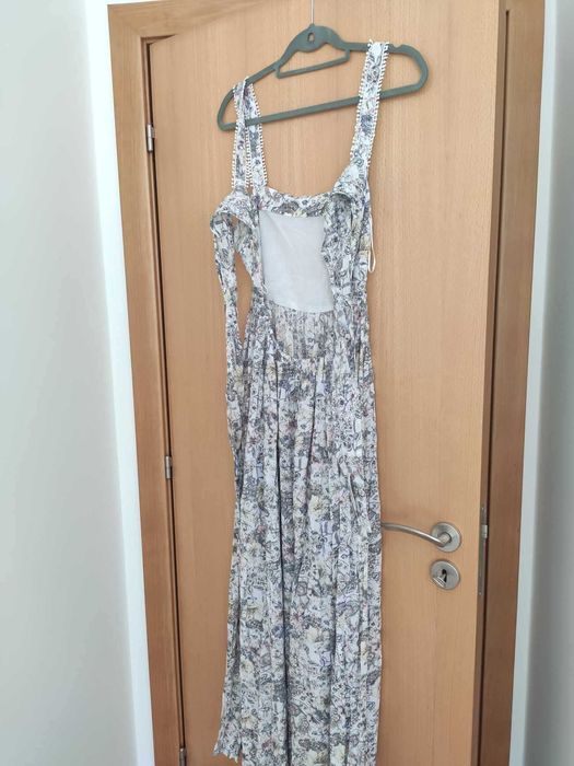 vestido floral mango