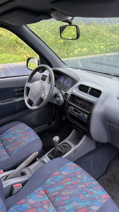 Daihatsu terios 1.3 4WD com avaria