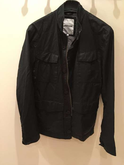 Blusão preto impermeável Chevignon - novo preço